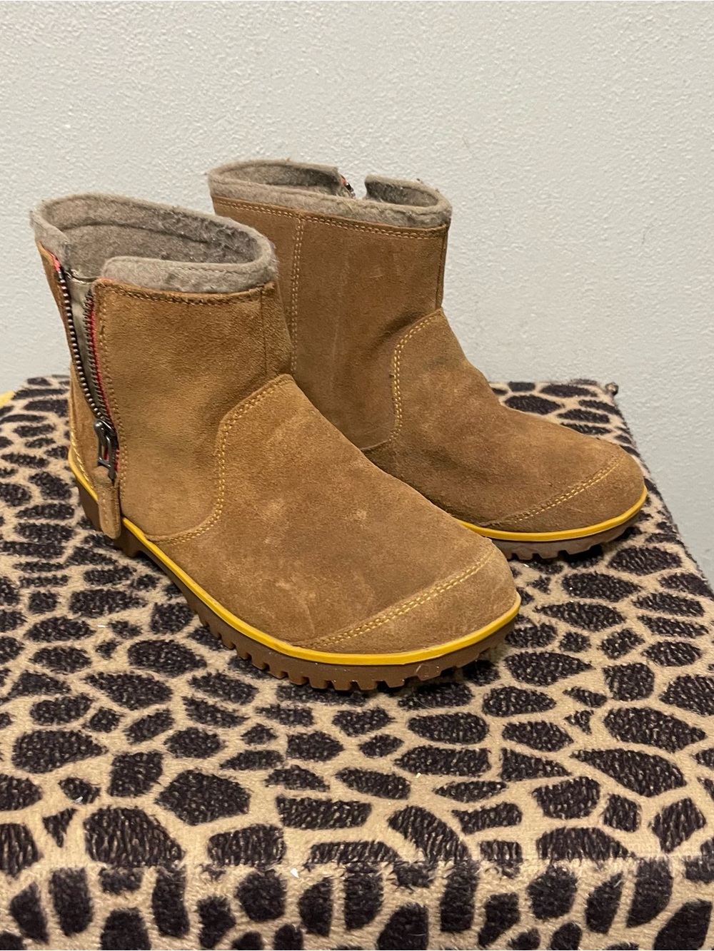 Sorel Meadow Zip Waterproof Ankle Boots Brown Suede Womens 8